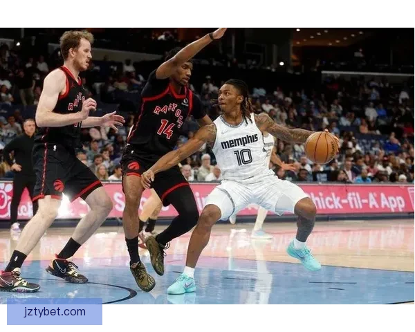 猛龙32分大胜灰熊追平76人 巴雷特25分英格拉姆17+7+5杰克斯空砍30分